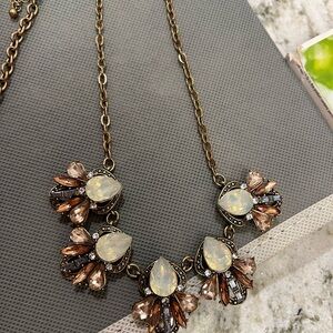 Elegant Gold and Cream Statement Necklace